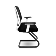 TITAN Visitor Chair