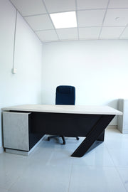 Versa Executive Desk