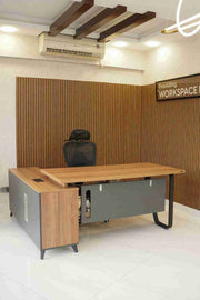 Slyn Manager Desk - Lunar Furniture