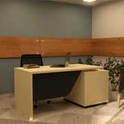 Onyx Manager Desk